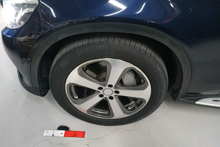 Used Mercedes-Benz GLC 2016 GLC 260 4MATIC Luxury Model
