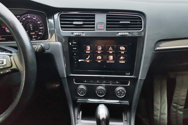 Used Volkswagen Golf 2020 Zhiai Edition 280TSI DSG Luxury Model