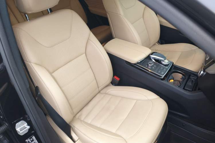 Used Mercedes-Benz GLE Coupe 2017 GLE 400 4MATIC Coupe SUV