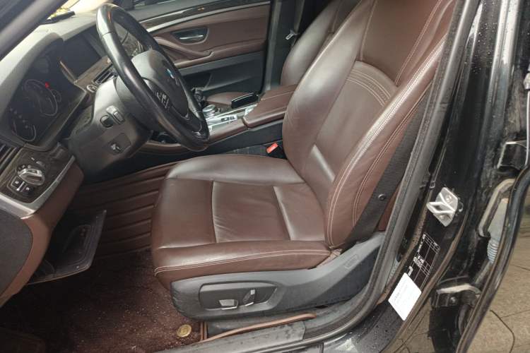 Used BMW 5 Series 2017 525Li Luxury Design Package
