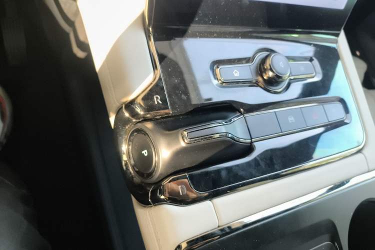 Used Nio ES8 2020 415 km Signature Edition 6-Seater Version
