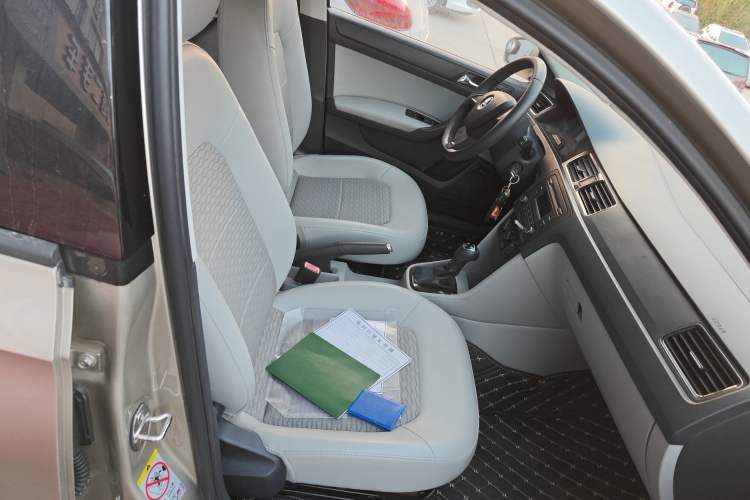 Used Skoda Rapid 2016 1.6L Automatic Chuanxing Edition
