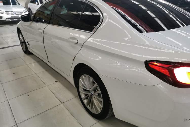 Used BMW 5 Series 2022 Restyled 525Li Luxury Package