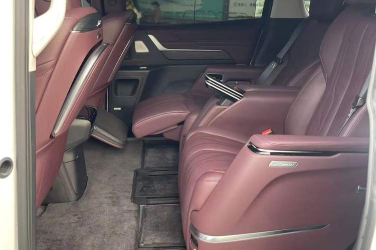 Used Buick Century 2023 2.0T Seven-Seater Yinshi Edition