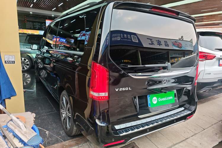 Used Mercedes-Benz V-Class 2021 V 260 L Long-wheelbase Luxury Edition