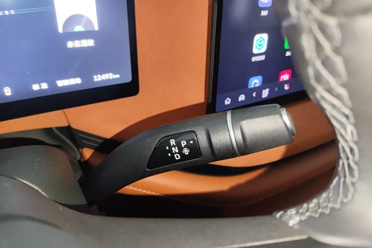 Used Wey Lanshan 2025 Four-Wheel Drive Ultra