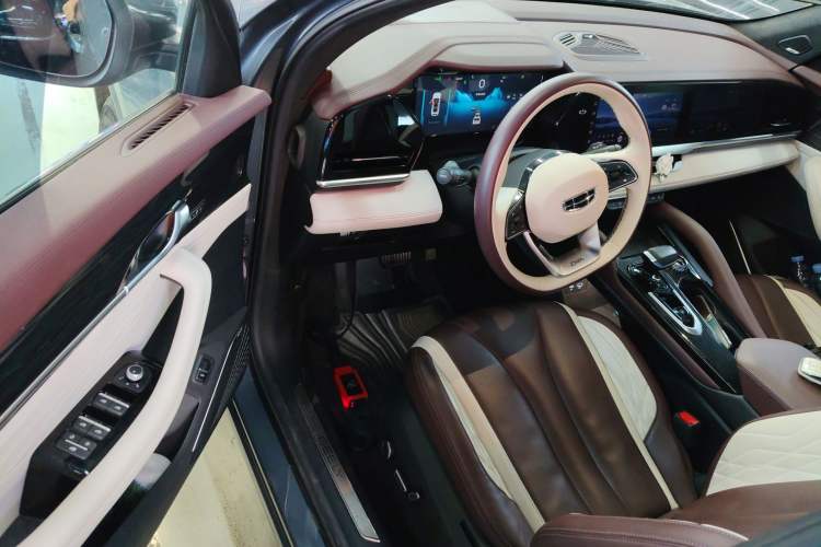 Used Geely Auto Monjaro L 2021 2.0TD High-Power Automatic All-Wheel Drive Luxury Version
