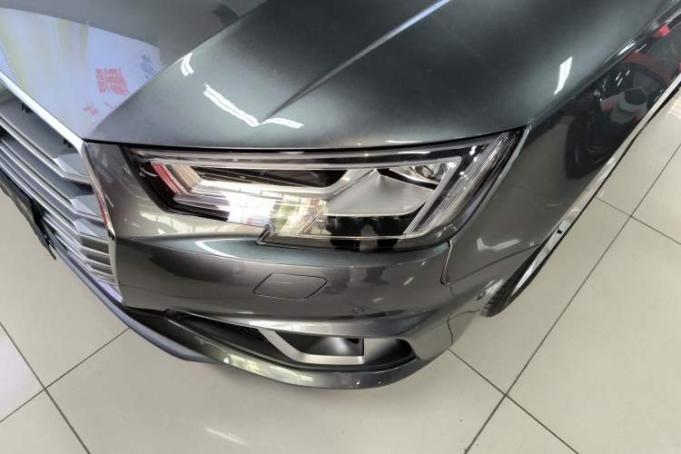 Used Audi A4L 2019 40 TFSI Fashion Edition China VI Emission Standard