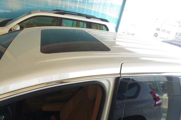 Used Buick GL8 2021 ES Land Cruiser 653T Luxury Edition