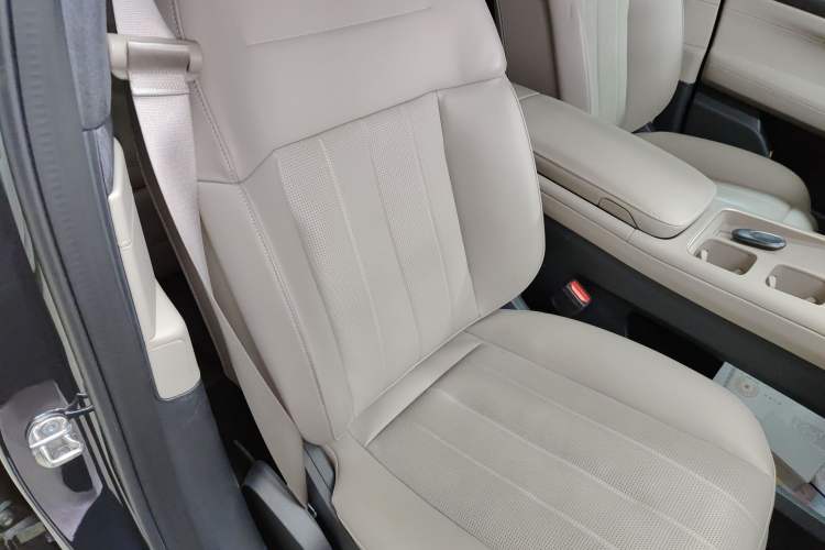 Used Nio ES8 2023 75 kWh Executive Edition