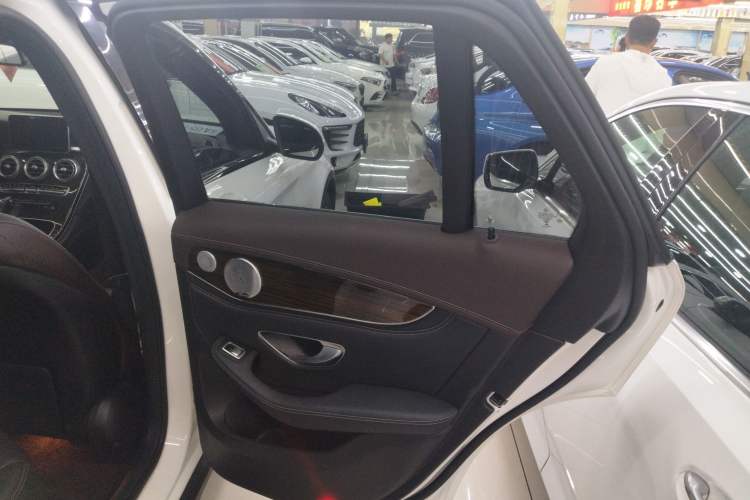 Used Mercedes-Benz GLC 2018 GLC 260 4MATIC Dynamic Edition
