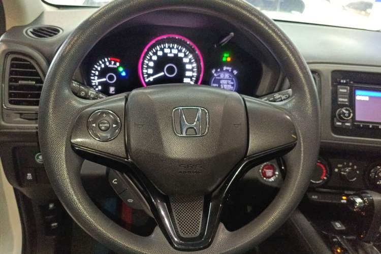 Used Honda Vezel 2017 1.8L CVT Front-Wheel Drive Pioneer Edition