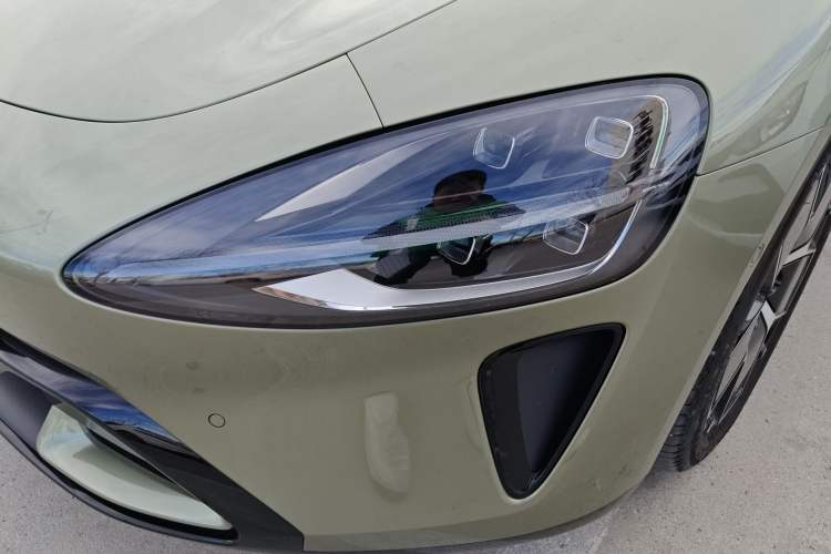 Used  SU7 2024 Rear-Drive Standard Founder Edition
