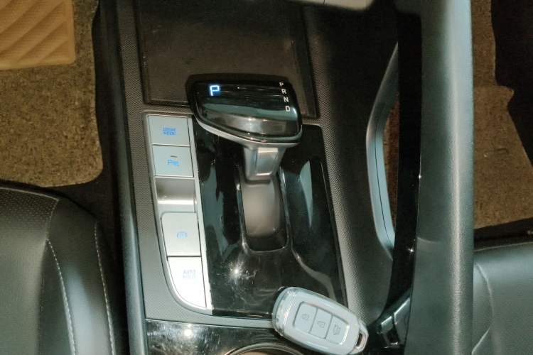 Used Hyundai Elantra 2023 1.5L CVT GLX Elite Edition
