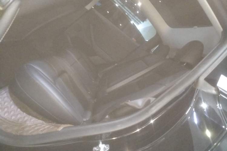 Used Tesla Model Y 2023 Rear-Wheel-Drive Version
