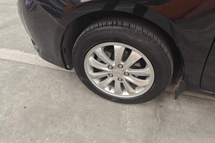 Used BYD Surui 2012 1.5TID Automatic Luxury Version
