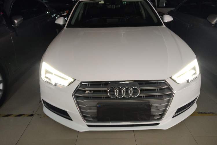 Used Audi A4L 2017 Plus 40 TFSI Ambition Model