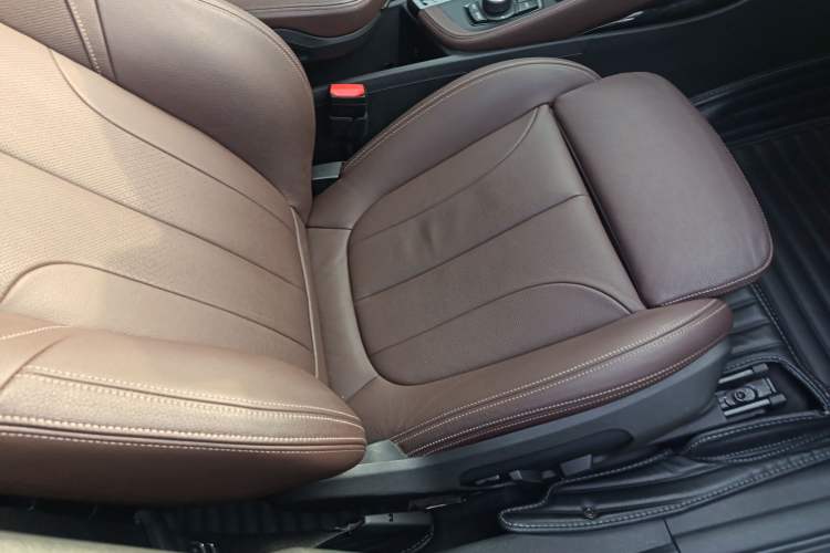 Used BMW X1 2018 sDrive18Li Luxury Model
