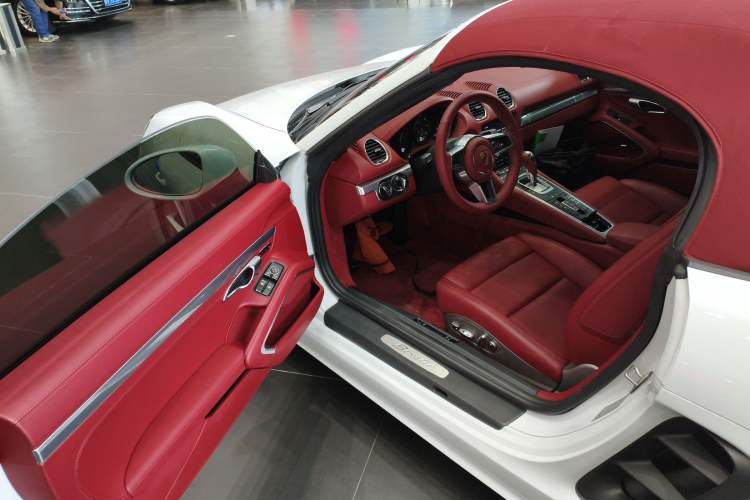 Used Porsche 718 2020 Boxster 2.0T