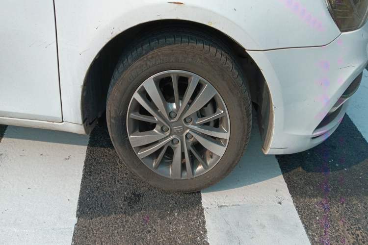 Used Geely Auto Emgrand 2018 1.5L CVT Upward Connect Edition
