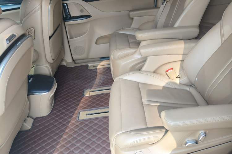 Used Buick GL8 2021 ES Landtrek 653T Luxury Model
