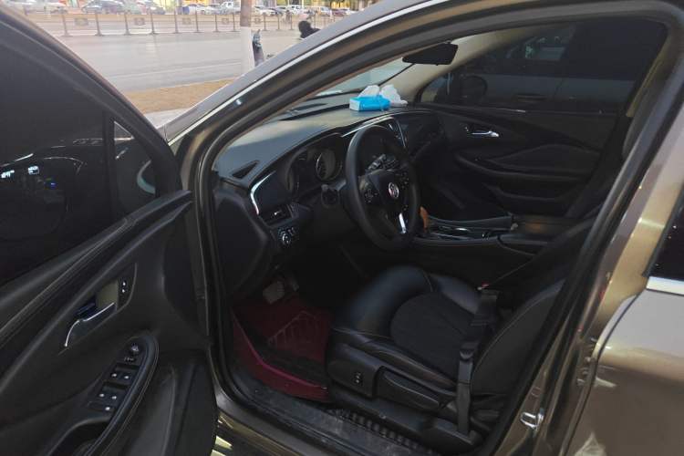 Used Buick Envision 2017 20T Two-Wheel Drive Leading Version