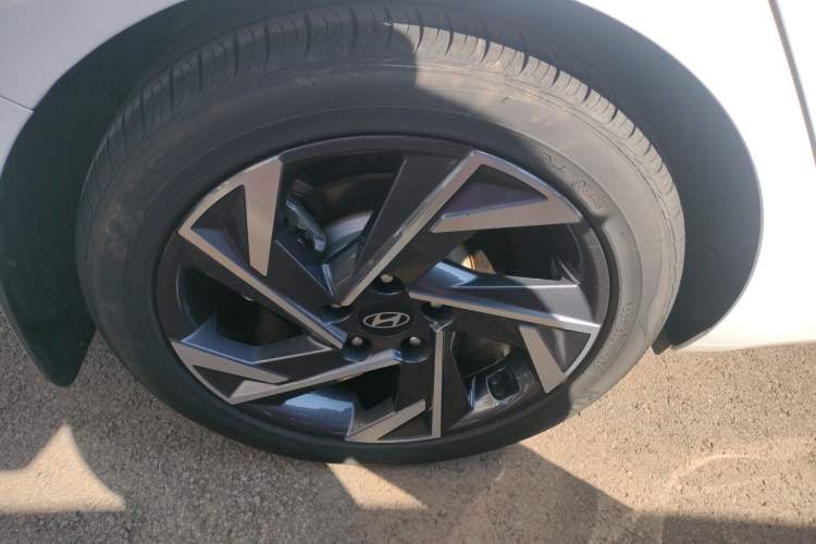 Used Hyundai Elantra 2023 1.5L CVT GLX Elite Edition
