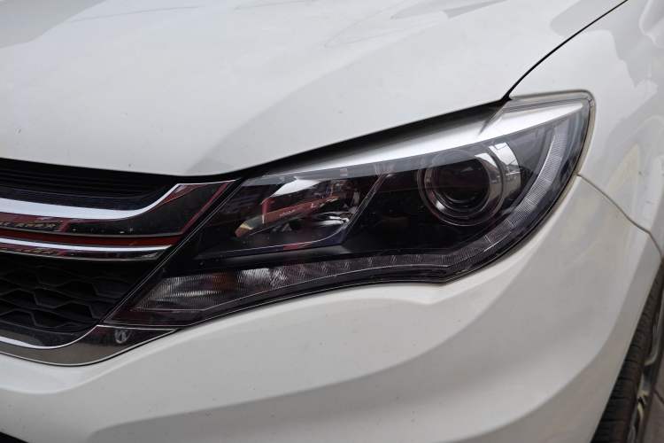 Used BYD S7 2017 2.0T Automatic Prestige Edition
