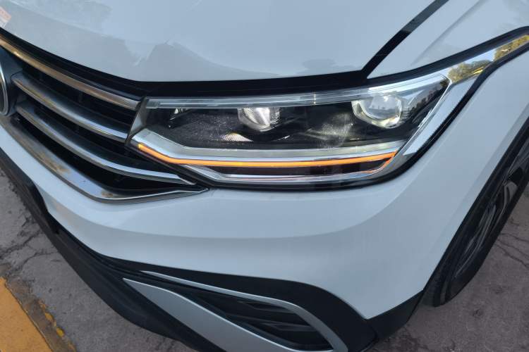 Used Volkswagen Tiguan L 2023 330TSI Automatic Two-Wheel Drive Comfort Edition
