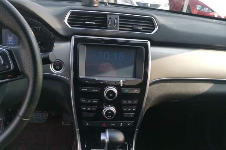 Used Haval H2 2016 Red-Label 1.5T Automatic Two-Wheel Drive Luxury Model