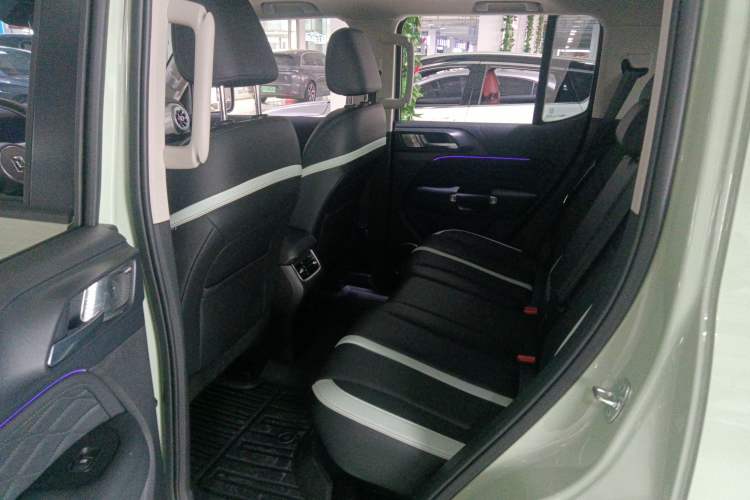 Used Tank 300 2021 City Edition 2.0T—Truly Stylish
