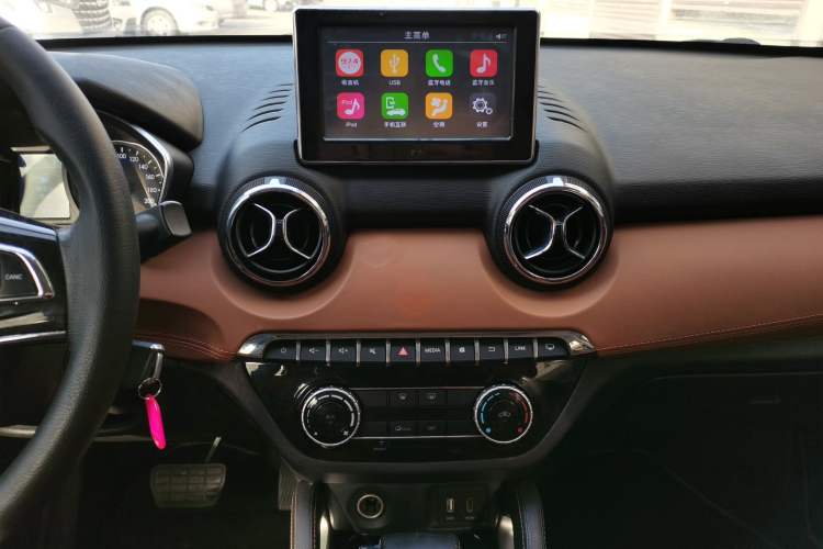 Used BAIC Senova X35 2016 1.5L Automatic Luxury Edition
