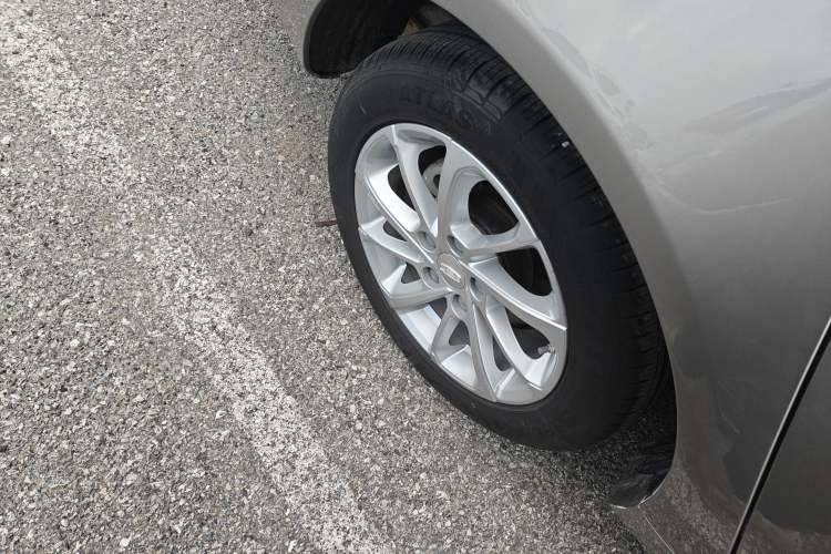 Used Geely Auto Emgrand 2020 1.5L Manual Luxury Model
