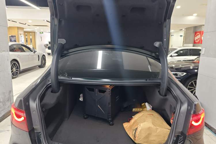 Used Jaguar XFL 2023 XFL 2.0T P250 Two-Wheel-Drive Elite Sport Edition
