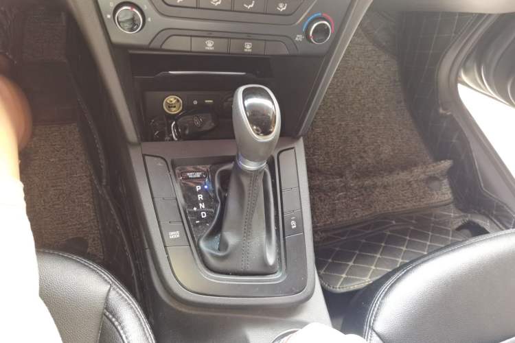 Used Hyundai Elantra 2018 1.4T Dual-Clutch Xuan Dong · Dynamic Edition
