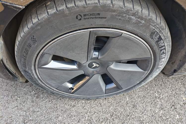 Used Tesla Model 3 2021 Standard Range Rear-Drive Upgraded Version
