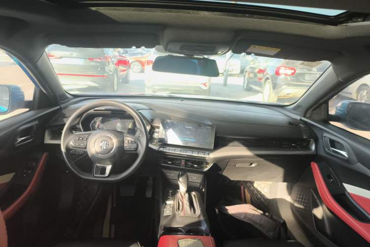 Used MG 5 2021 180 DVVT CVT Youth Luxury Edition
