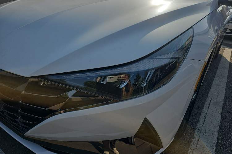 Used Hyundai Elantra 2021 1.5L CVT LUX Prestige Edition
