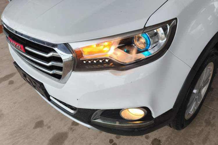 Used Haval H1 2015 1.5L AMT Urban Model
