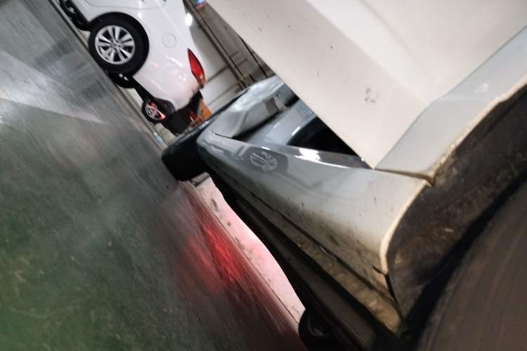 Used Roewe i5 2020 1.5L Manual 4G Connect Luxury Edition
