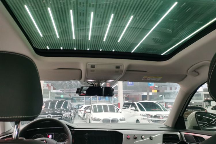 Used Volkswagen Tayron 2022 330TSI Two-Wheel Drive Luxury Smart Connectivity Version