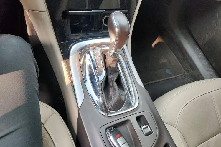 Used Buick Regal 2014 2.0L Elite Fashion Edition
