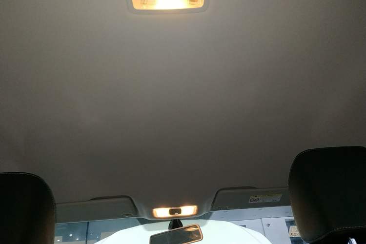 Used Jetta VS5 2019 280TSI Automatic Enjoyment Model
