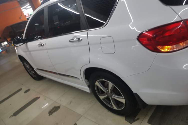 Used Haval H6 2016 Upgraded Model 1.5T Automatic Two-Wheel Drive Elite Version
