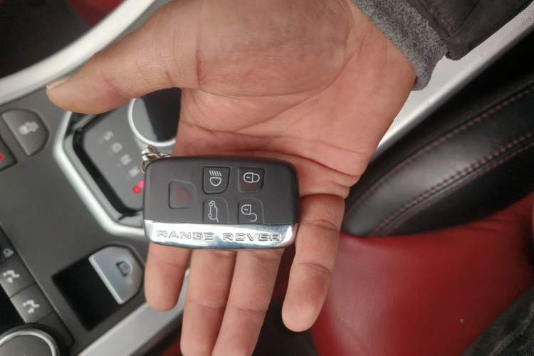 Used Land Rover Range Rover Evoque 2015 2.0T 5-Door Ignite Edition