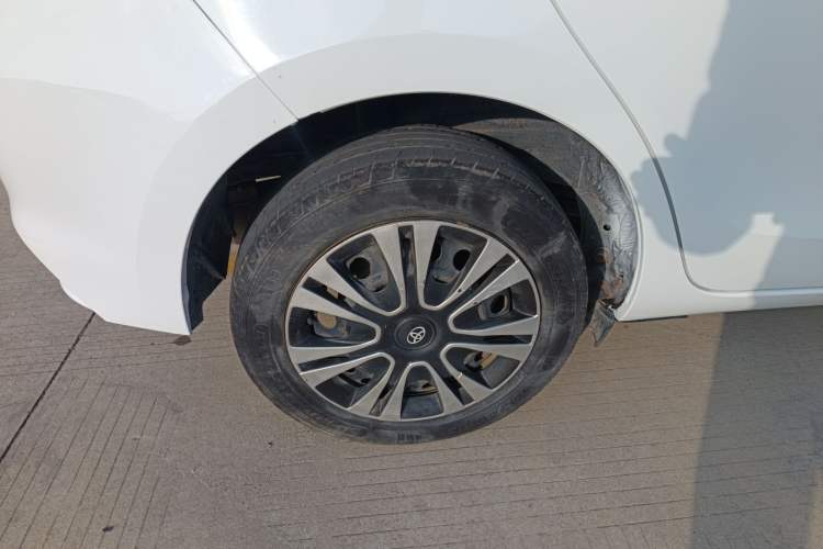 Used Toyota YARiS L 2016 Revised 1.5E CVT Charming Edition