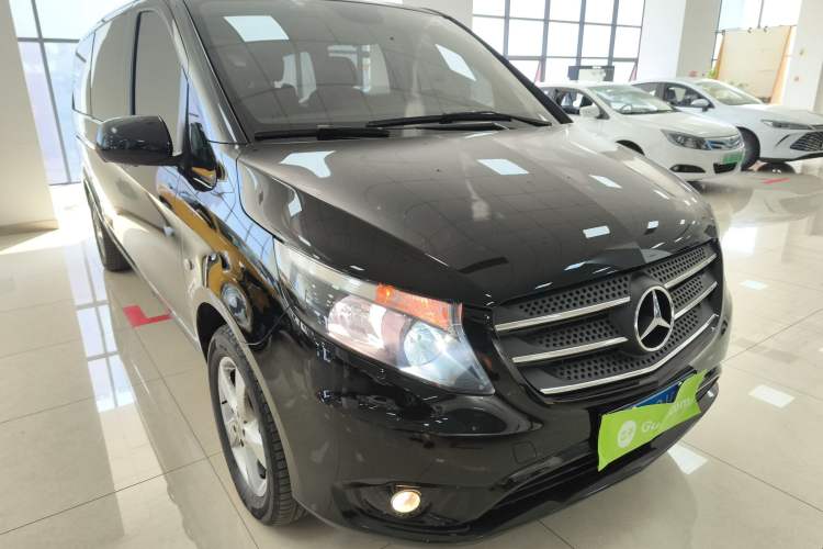 Used Mercedes-Benz Vito 2018 2.0T Elite Version 7 Seats China VI Emission Standard