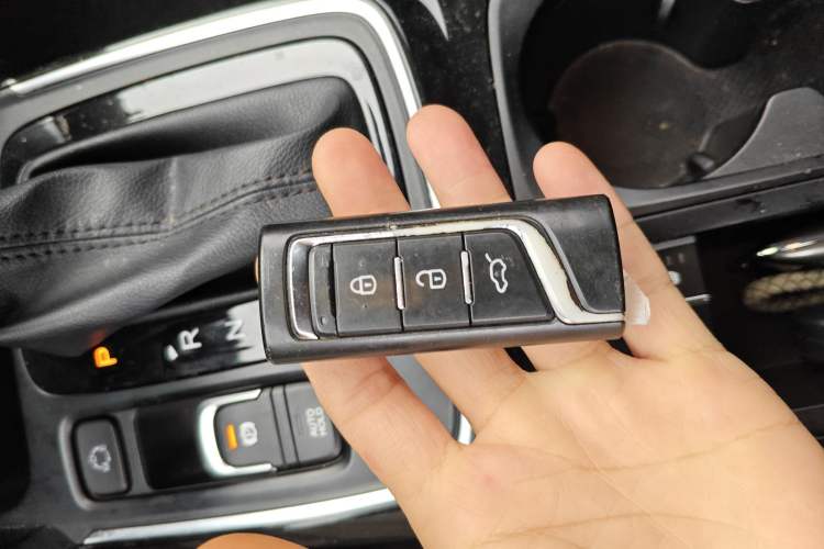 Used GAC Trumpchi GS4 2018 235T Automatic Two-Wheel Drive Luxury Smart Connectivity Millionth Anniversary Edition
