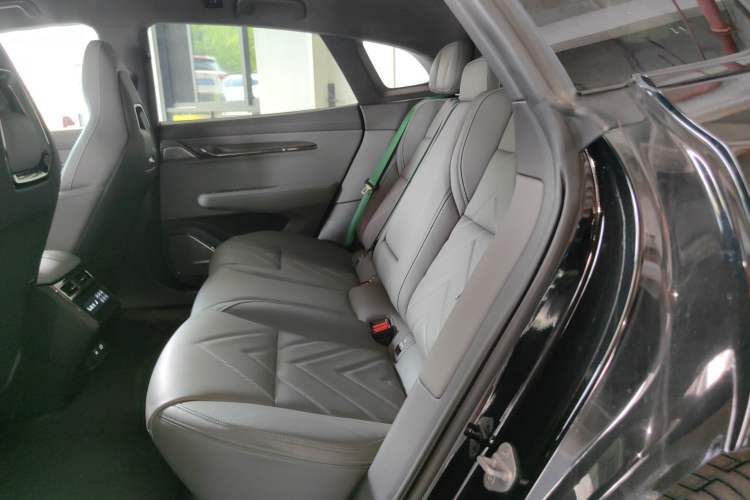 Used Zeekr 001 2023 YOU Edition 100 kWh
