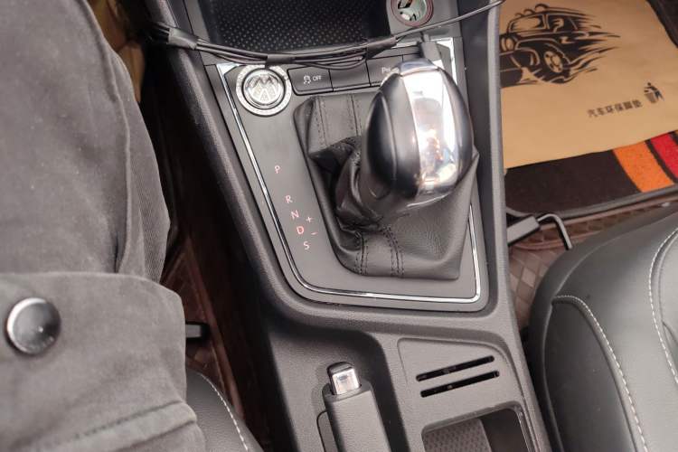 Used Volkswagen Lavida 2017 1.6L Automatic Comfort Edition